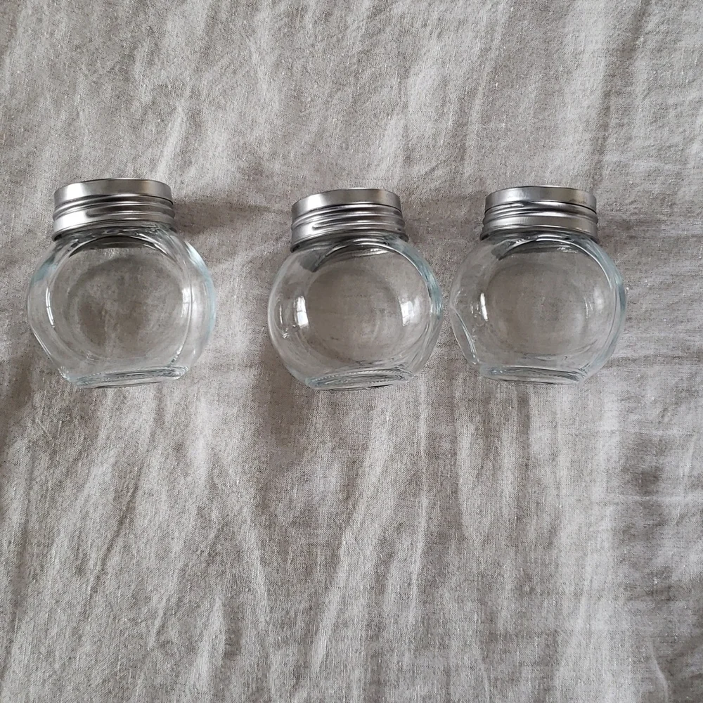 Set of 3 glass jars